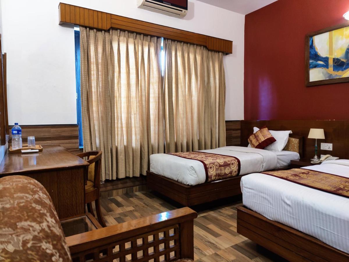 Hotel Tulsi Pokhara Exterior foto