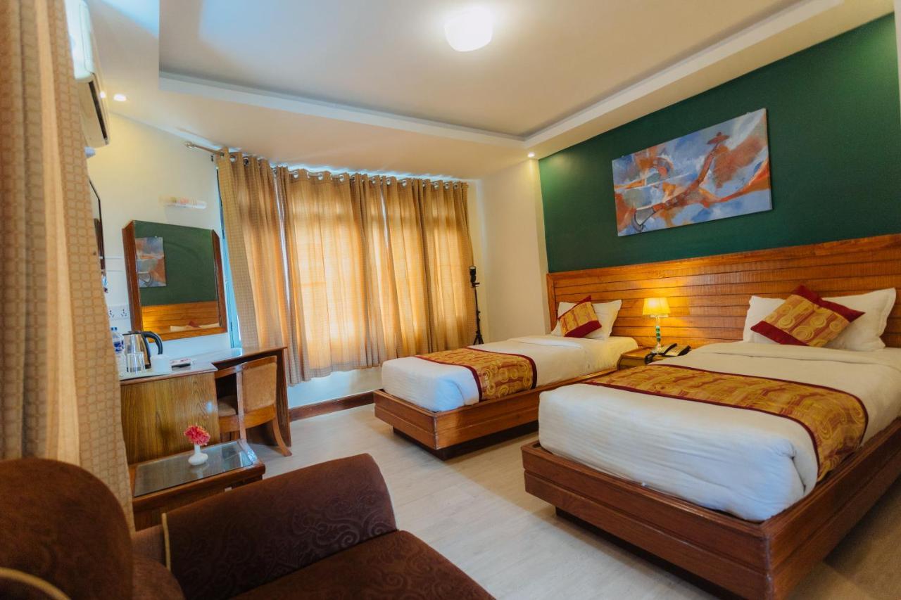 Hotel Tulsi Pokhara Exterior foto