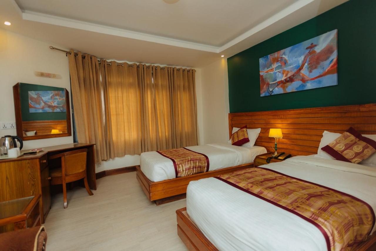 Hotel Tulsi Pokhara Exterior foto