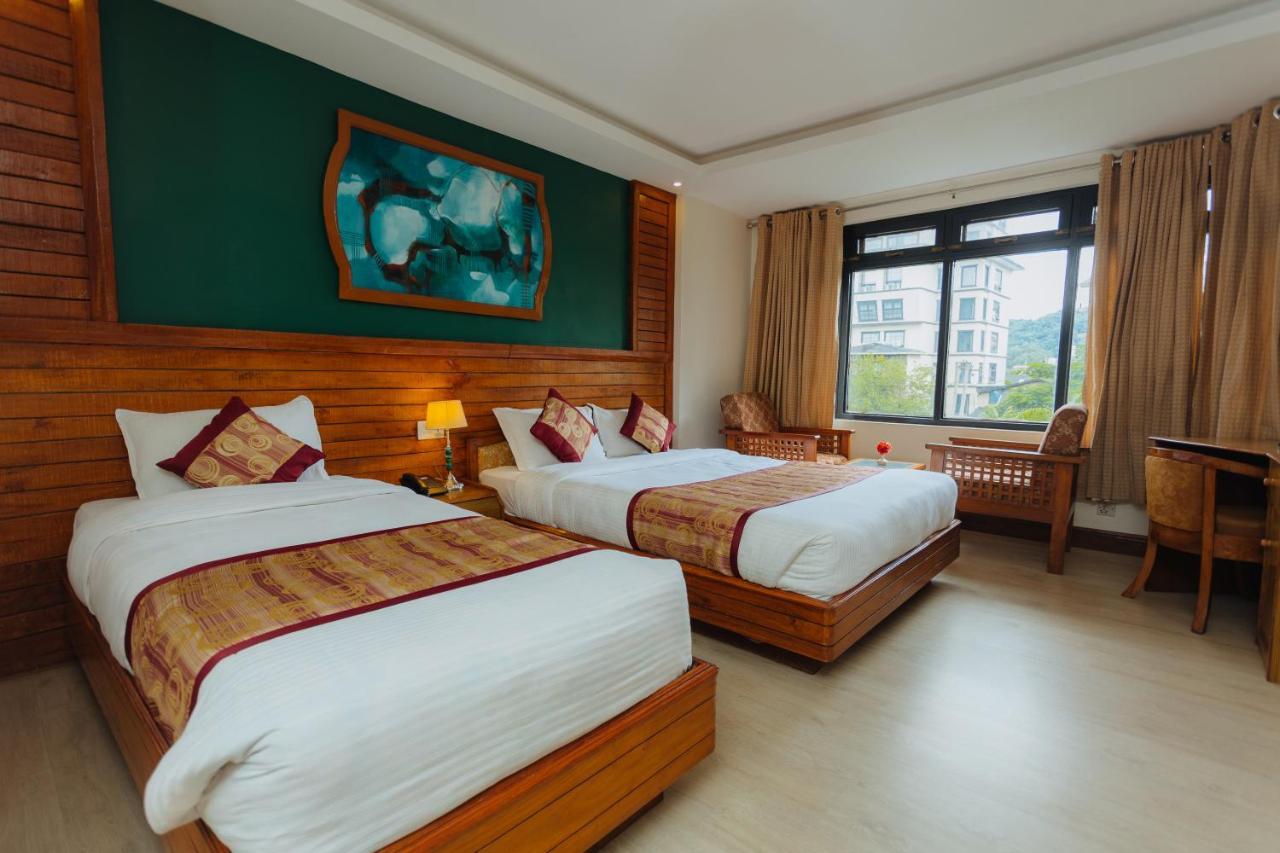 Hotel Tulsi Pokhara Exterior foto